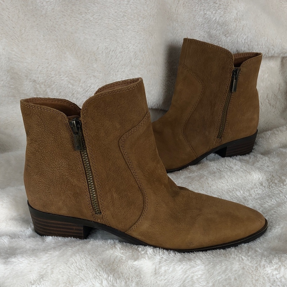 Lucky Brand Tayti Suede Pointy Toe Zip Ankle Boots 8 38.5 Western